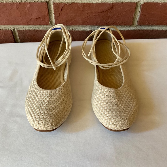 NEW Rothy’s The Square Wrap in Blanc Flats Size 7 - Picture 4 of 9